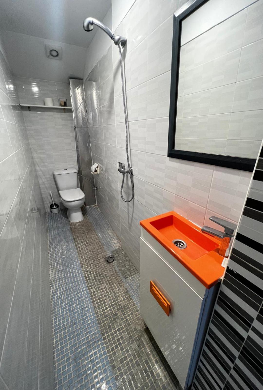 Apartamento Centrico Economico En Berga P1 Apartment Екстериор снимка