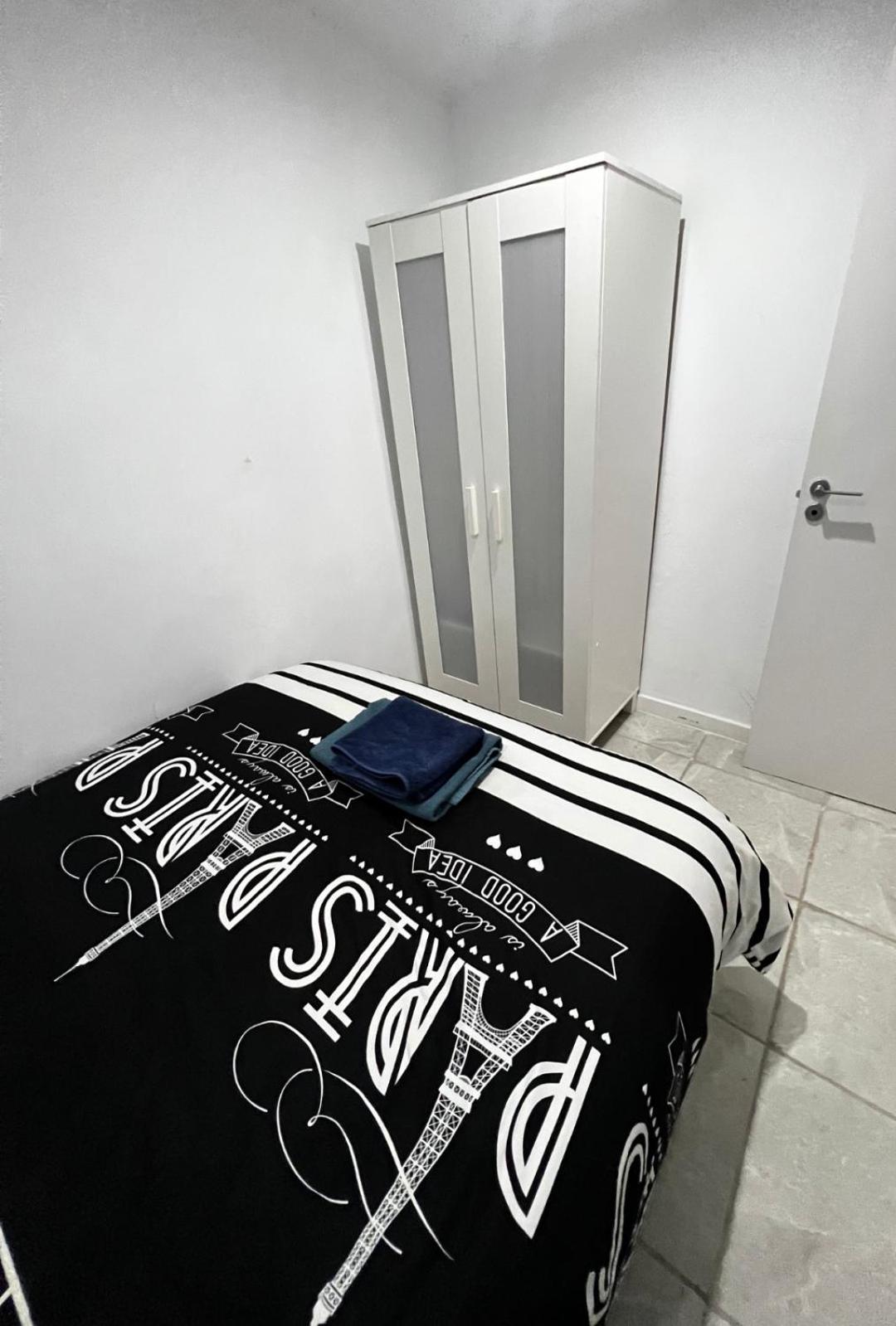 Apartamento Centrico Economico En Berga P1 Apartment Екстериор снимка
